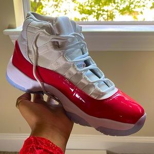 Retro ‘Cherry’ Air Jordan 11’s Mid Rise